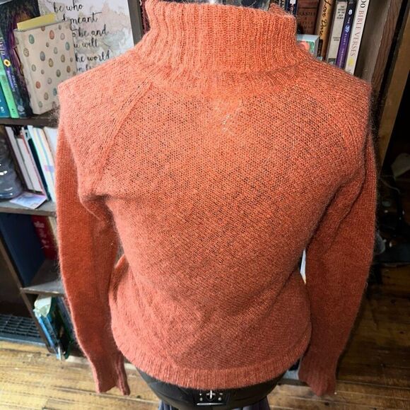 Moda Internation orange  mohair wool blend 70’s cowl sweater - Picture 2 of 3